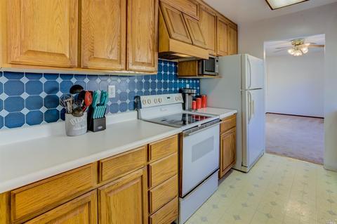 422 Cottonwood Dr, Vallejo, CA 94591 photo 15