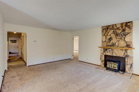 422 Cottonwood Dr, Vallejo, CA 94591 photo 7