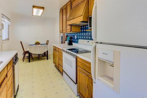 422 Cottonwood Dr, Vallejo, CA 94591 photo 16