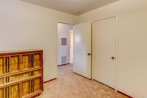 422 Cottonwood Dr, Vallejo, CA 94591 photo 20