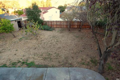 311 Greenmont Dr, Vallejo, CA 94591 photo 3