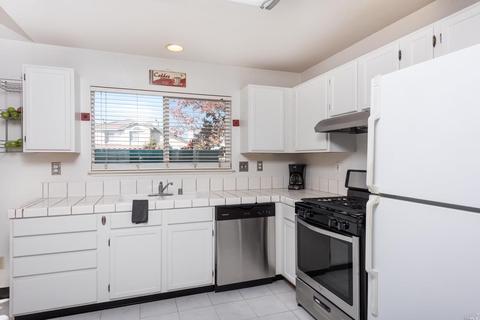 400 Quince St, Windsor, CA 95492 photo 7