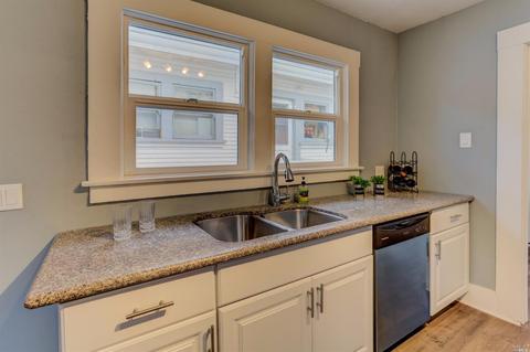 1016 Kentucky St, Vallejo, CA 94590 photo 7