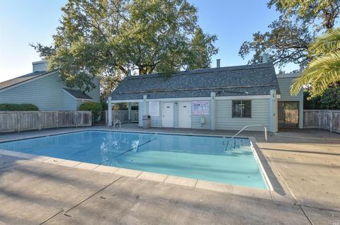 210 E Courtyards E, Windsor, CA 95492 photo 31