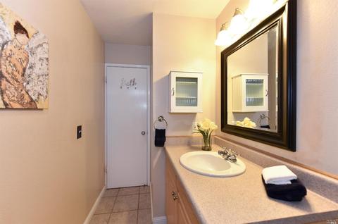210 E Courtyards E, Windsor, CA 95492 photo 17