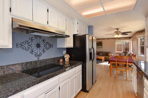 9120 Piccadilly Cir, Windsor, CA 95492 photo 10