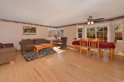9120 Piccadilly Cir, Windsor, CA 95492 photo 6