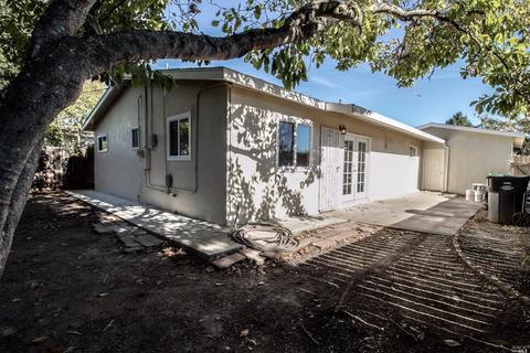 1673 Clay St, Fairfield, CA 94533 photo 11