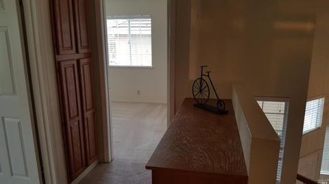 520 Bald Eagle Dr, Vacaville, CA 95688 photo 17