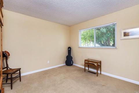 172 Temelec Cir, Sonoma, CA 95476 photo 12
