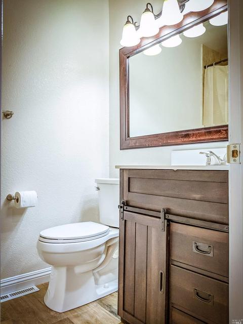 208 La Quinta Dr, Windsor, CA 95492 photo 14