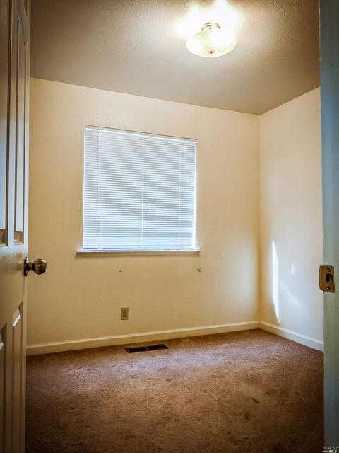 208 La Quinta Dr, Windsor, CA 95492 photo 15