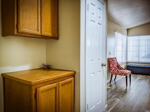 208 La Quinta Dr, Windsor, CA 95492 photo 22
