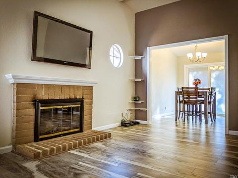 208 La Quinta Dr, Windsor, CA 95492 photo 23