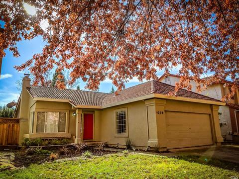 208 La Quinta Dr, Windsor, CA 95492 photo 2