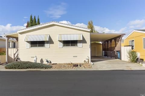 448 Rock River Dr, Vallejo, CA 94589 photo 2