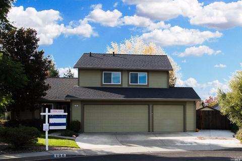 136 Hawk Ct, Vacaville, CA 95687 photo 1