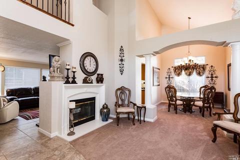 449 Rolling Oak Dr, Vacaville, CA 95688 photo 6