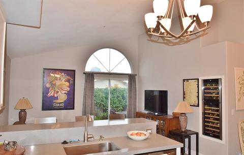 2042 Devonshire Dr, Napa, CA 94558 photo 6