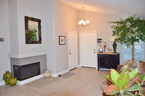 2042 Devonshire Dr, Napa, CA 94558 photo 4