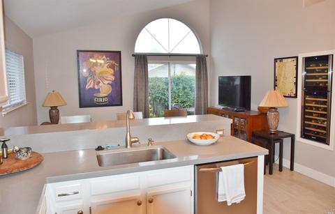 2042 Devonshire Dr, Napa, CA 94558 photo 9