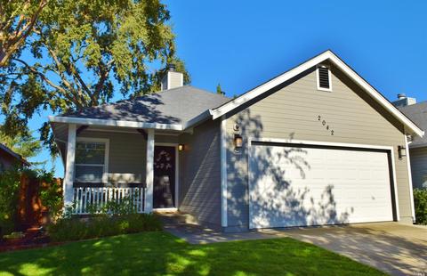 2042 Devonshire Dr, Napa, CA 94558 photo 1