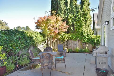 2042 Devonshire Dr, Napa, CA 94558 photo 23