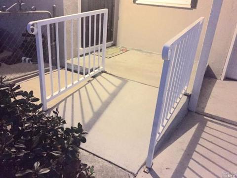 319 E Tennessee St, Fairfield, CA 94533 photo 3