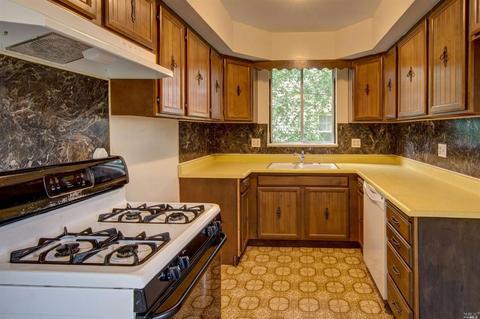 220 Gary Cir, Vallejo, CA 94591 photo 12