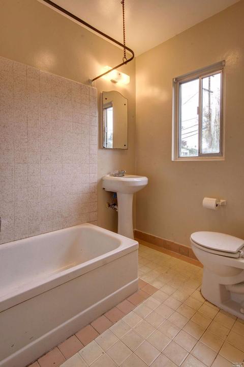 220 Gary Cir, Vallejo, CA 94591 photo 19