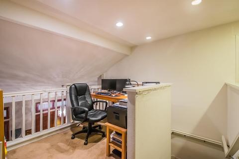 1257 Tracy Cir, Vallejo, CA 94591 photo 12