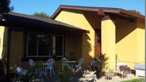 557 Phoenix Cir, Vallejo, CA 94589 photo 2
