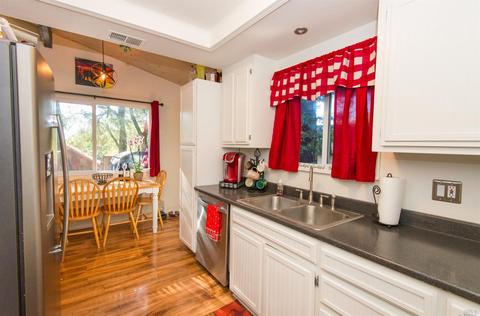 643-645 University St, Healdsburg, CA 95448 photo 7