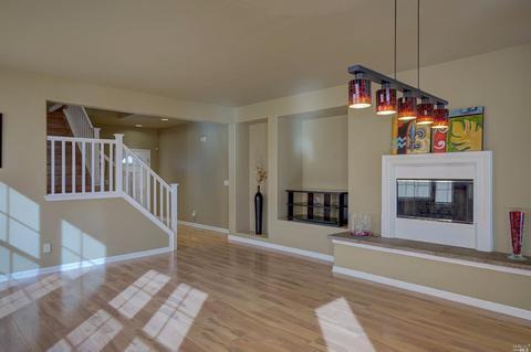 5116 Carisbrooke Ln, Vallejo, CA 94591 photo 2