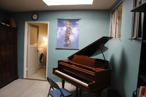 720 Lassen St, Vallejo, CA 94591 photo 13