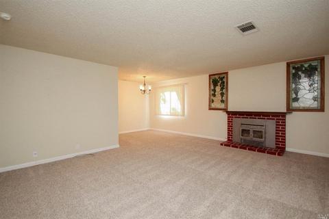 100 Marco Ln, Vacaville, CA 95688 photo 4
