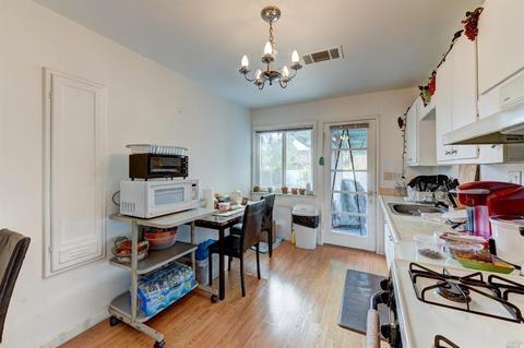 207 E Colorado St, Fairfield, CA 94533 photo 7