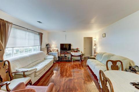 207 E Colorado St, Fairfield, CA 94533 photo 4