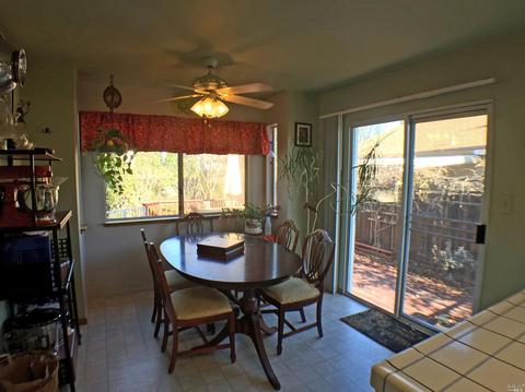 614 Donner Ln, Ukiah, CA 95482 photo 11
