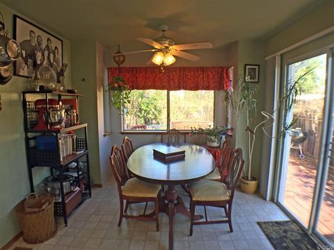 614 Donner Ln, Ukiah, CA 95482 photo 12