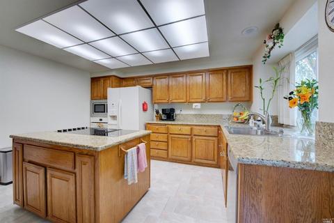 2412 Peninsula Ct, Fairfield, CA 94534 photo 20