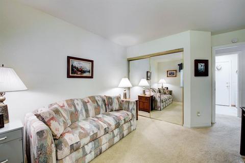 2412 Peninsula Ct, Fairfield, CA 94534 photo 24
