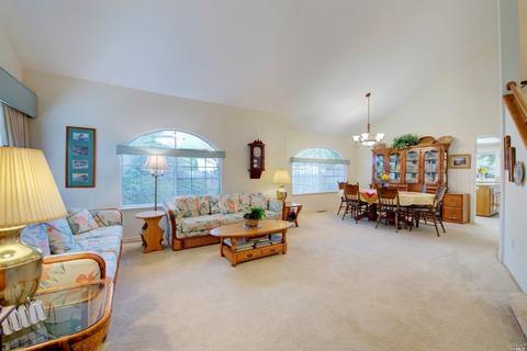 2412 Peninsula Ct, Fairfield, CA 94534 photo 9