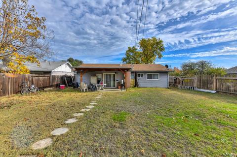 1007 Tyler St, Fairfield, CA 94533 photo 4