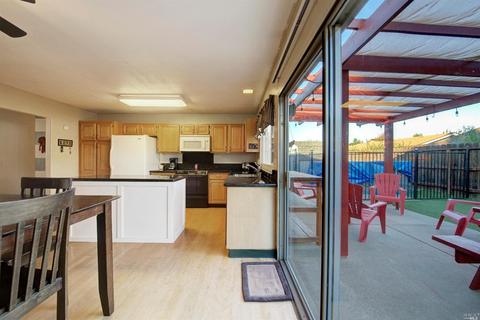 161 Edwin Dr, Vacaville, CA 95687 photo 26