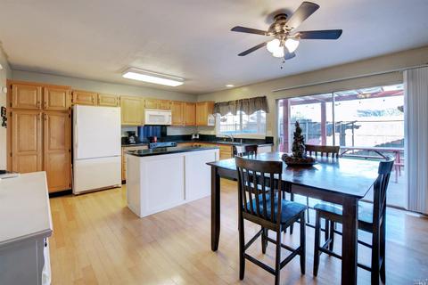161 Edwin Dr, Vacaville, CA 95687 photo 24