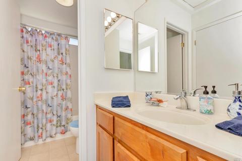 186 Wellington Pl, Vallejo, CA 94591 photo 16