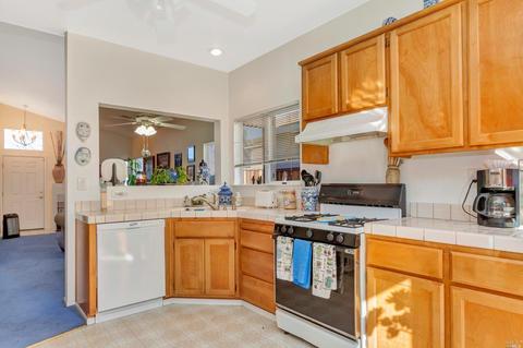 186 Wellington Pl, Vallejo, CA 94591 photo 13