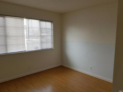223 River Pines Way, Vallejo, CA 94589 photo 6