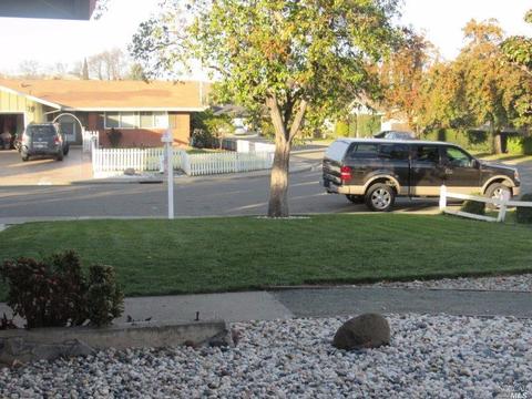 429 Begonia Blvd, Fairfield, CA 94533 photo 4